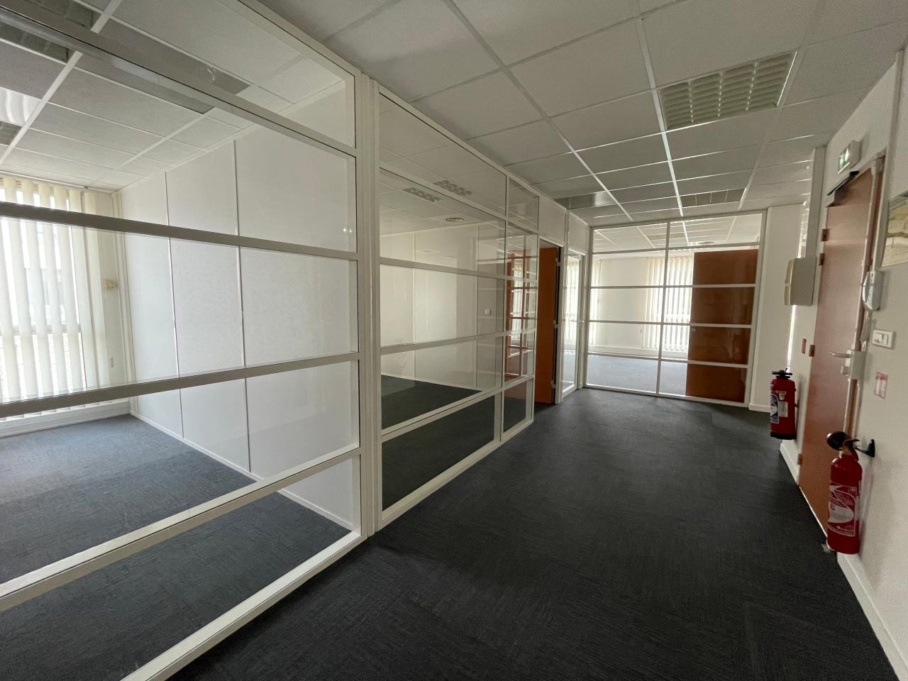 Bureau Aix-en-Provence 301m² Location bureau Aix-en-Provence Bouches-du-Rhône OLBUR2530639 11